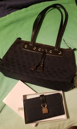 Dooney and Bourke Purse and matching wallet
