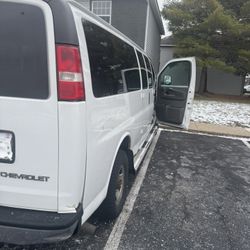 Chevrolet Express 