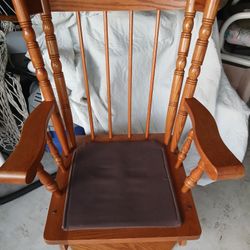 Rocking Chair That Swivals