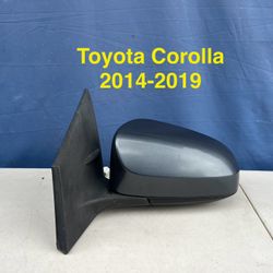 2014-2019 Toyota Corolla Side Mirror OEM 