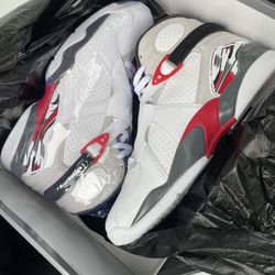 Jordan RETRO 8 Bugs Bunny SIZE 11