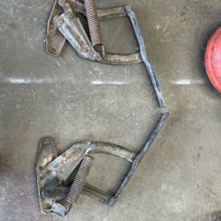 Chevelle Hood Hinges