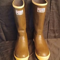 XTraTuff Fishing Boots - Men's Size 9 - $80