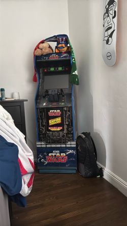 Star Wars arcade machine