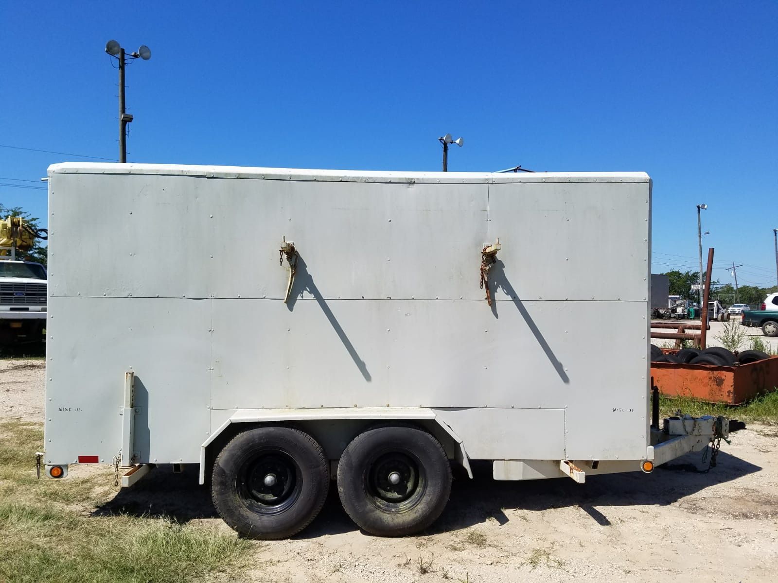 Enclosed Paint/Utility Trailer for Sale in OLD RVRWNFRE, TX OfferUp