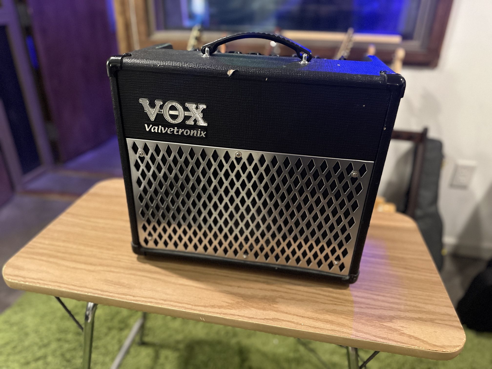 Vox Valvetronix AD15VT Guitar Amp