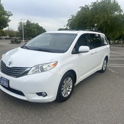 2013 Toyota Sienna