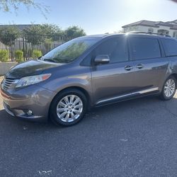 2013 Toyota Sienna