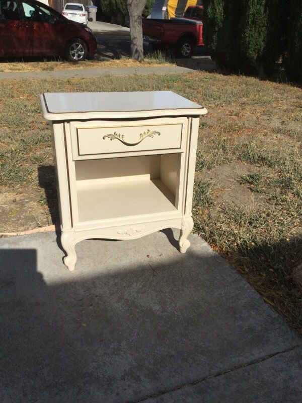 Nightstand By Lea The Bedroom People For Sale In San Jose