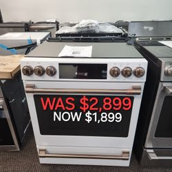 CAFE 30: Smart Slide In, Front Control, Radiant And Convection Range 