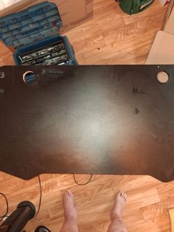 Gaming desk
