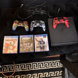 PS4 Combo 