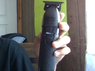 Babyliss trimmer black With blue fx blade