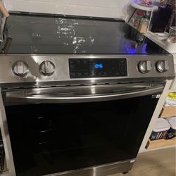 Induction Samsung 30” Range 