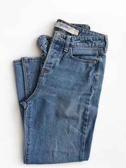Brandy Melville Light Wash Denim Jeans