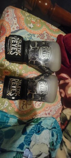 Cleto Reyes 14 Oz Limited Edition Snack Skin