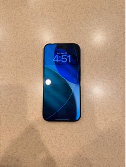 iPhone 16 Pro 128 GB UNLOCKED (Screen Issue / READ DESCRIPTION)