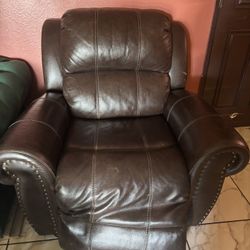 Recliner chair