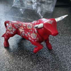 Sain Toro Bull Decoration Paperweight