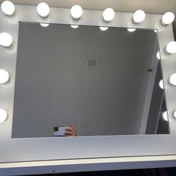 Hollywood Vanity Mirror 