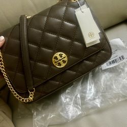 Toorrreeeyy Buurrrcchh 