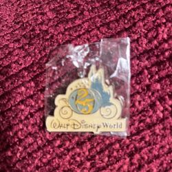 Walt Disney World 25th Anniversary Pin-Cinderellas Carriage And Castle -New!