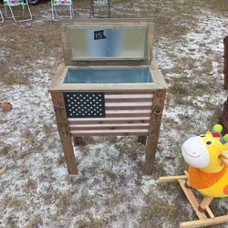 Cooler with american flag