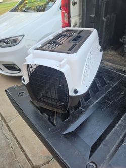 Petmate 2-Door Top Load Kennel