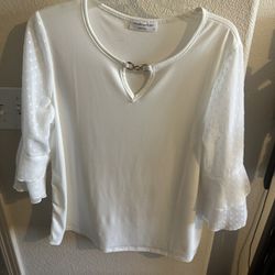 Women’s Blouses 