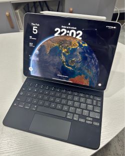 iPad Pro 11 inch cell and WiFi
