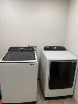 Samsung Washer and 7.4 Cu. Ft. Smart Dryer Set