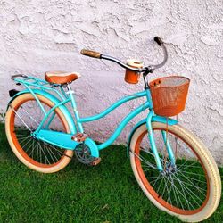 Women's Huffy Deluxe 26" Beach Cruiser Bike Bicicleta Basket 