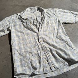 Baxter blue and white plaid button up shirt Size M #plaid #menswear #summer #utah #buttonuo