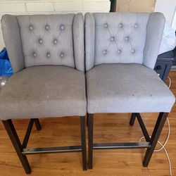 2 high chairs