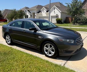2015 Ford Taurus
