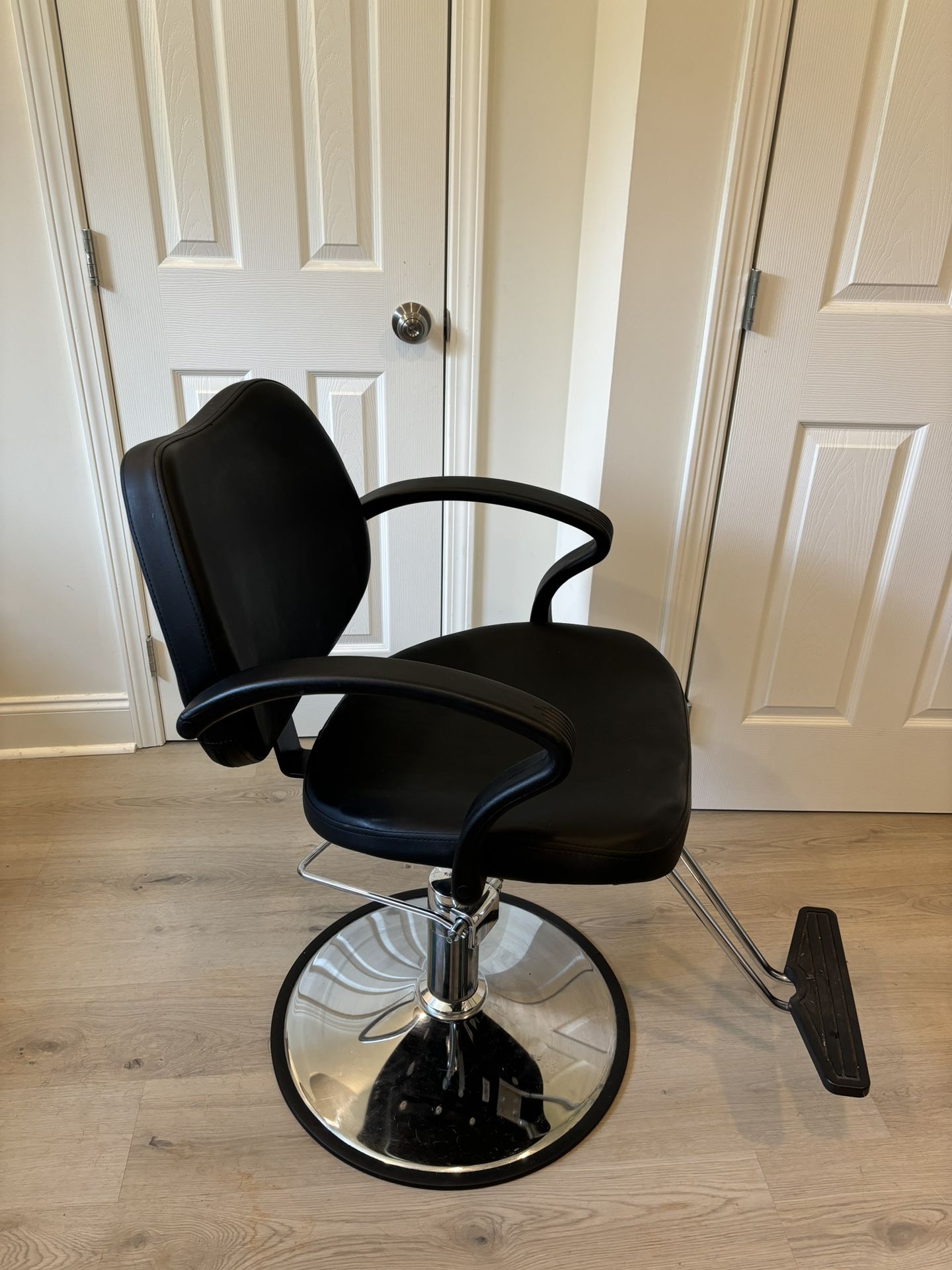 FDW Styling Heavy Duty Pump Adjustable Hydraulic Chair for Hair Stylist