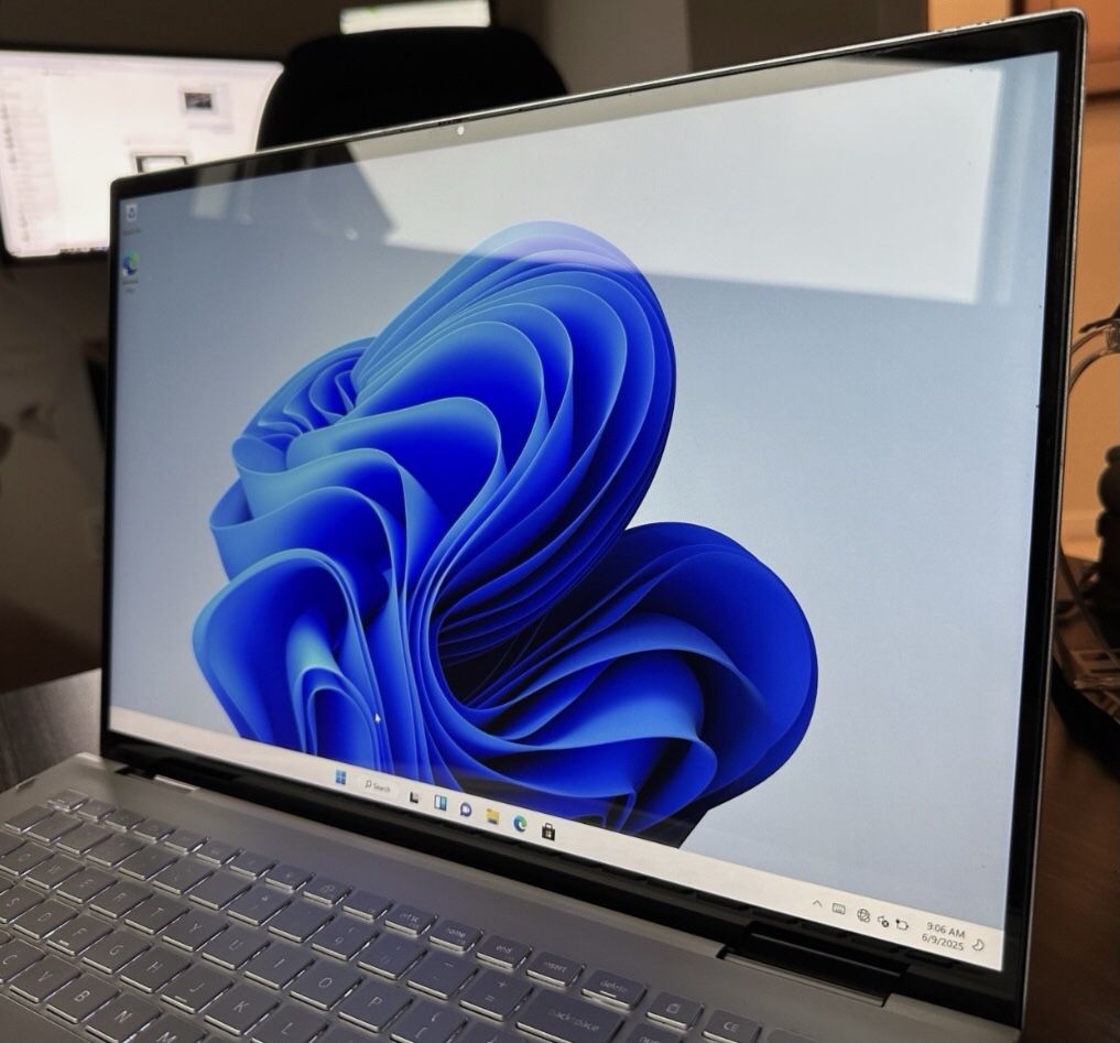 Brand New $1,200 DELL Inspiron 7706 i7 Nvidia 1TB 16GB RAM * NEED TO SELL ASAP*a $750 OBO