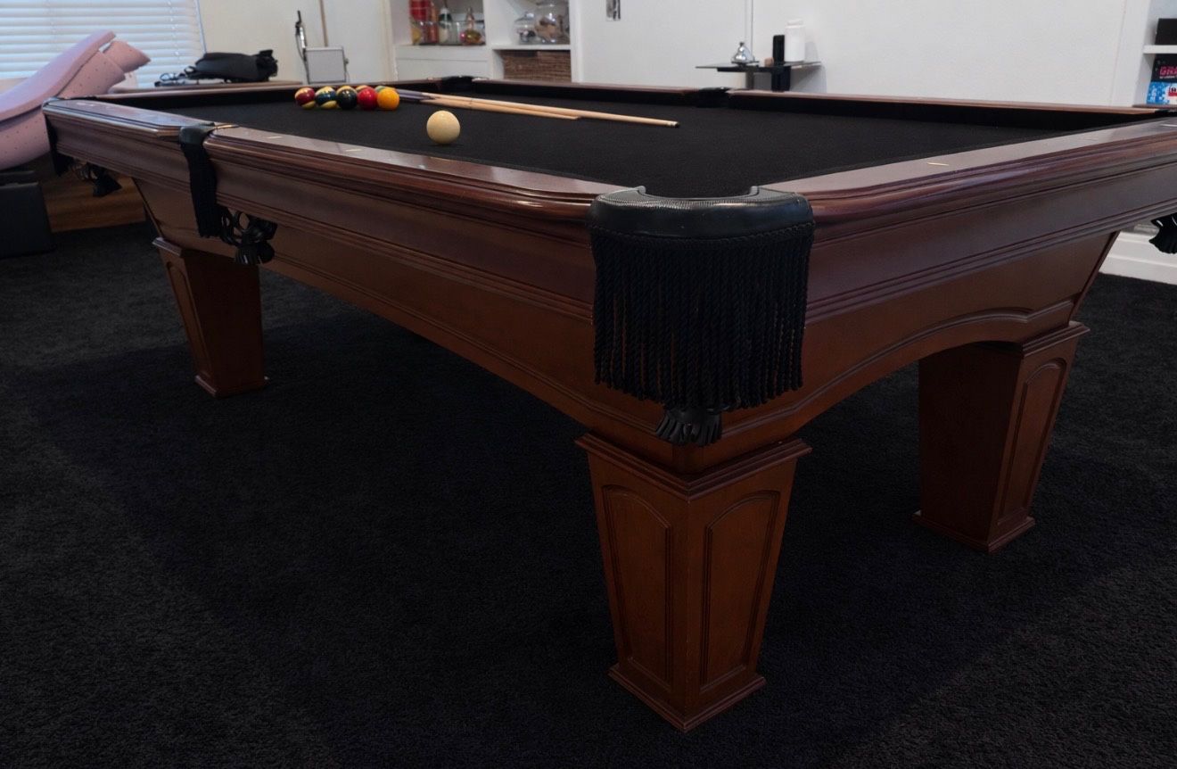 Standard Size Pool Table 8’ By Liberty Billiards 8’ (Free Delivery & Pro Setup) New Felt Any Color + All Accessories