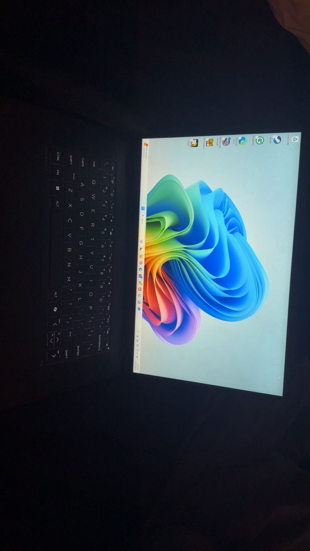 HP OMNIBOOK X 14” Touchscreen