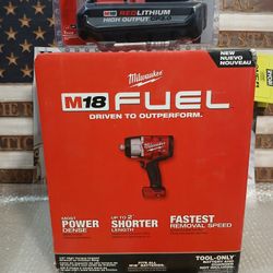 NEW MILWAUKEE M18 FUEL 1/2 IMPACT WRENCH AND BATTERY 