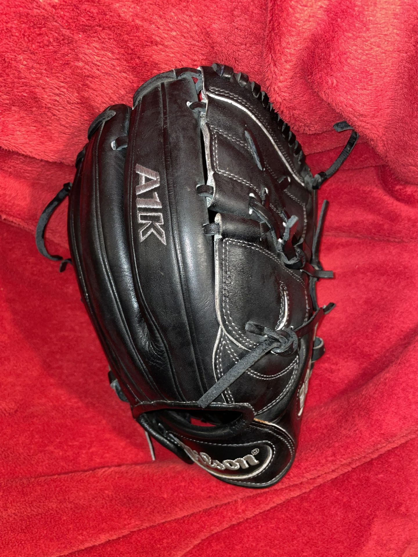 Wilson A1K11.75” Pitchers Glove