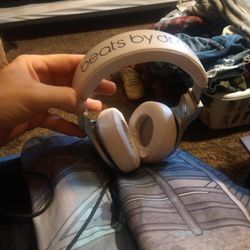 BEATS wired Headphones 