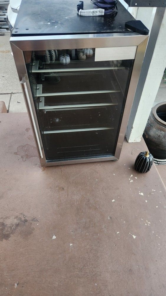 Small Refrigerator