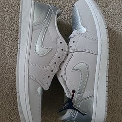 Air Jordan Retro 1 Low "Og Low Metallic Silver" Size 13/11.5/11/10.5/8 Men