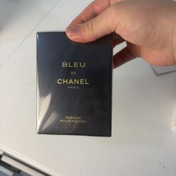 Bleu De Chanel Paris