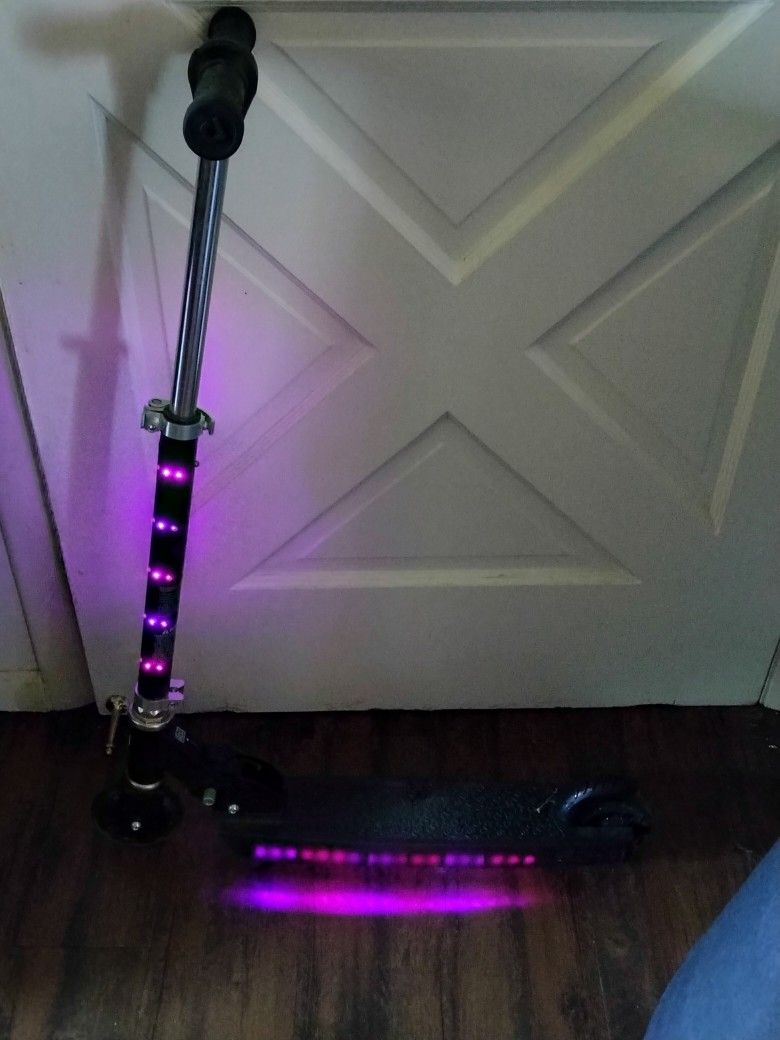 Kick Scooter With Lights