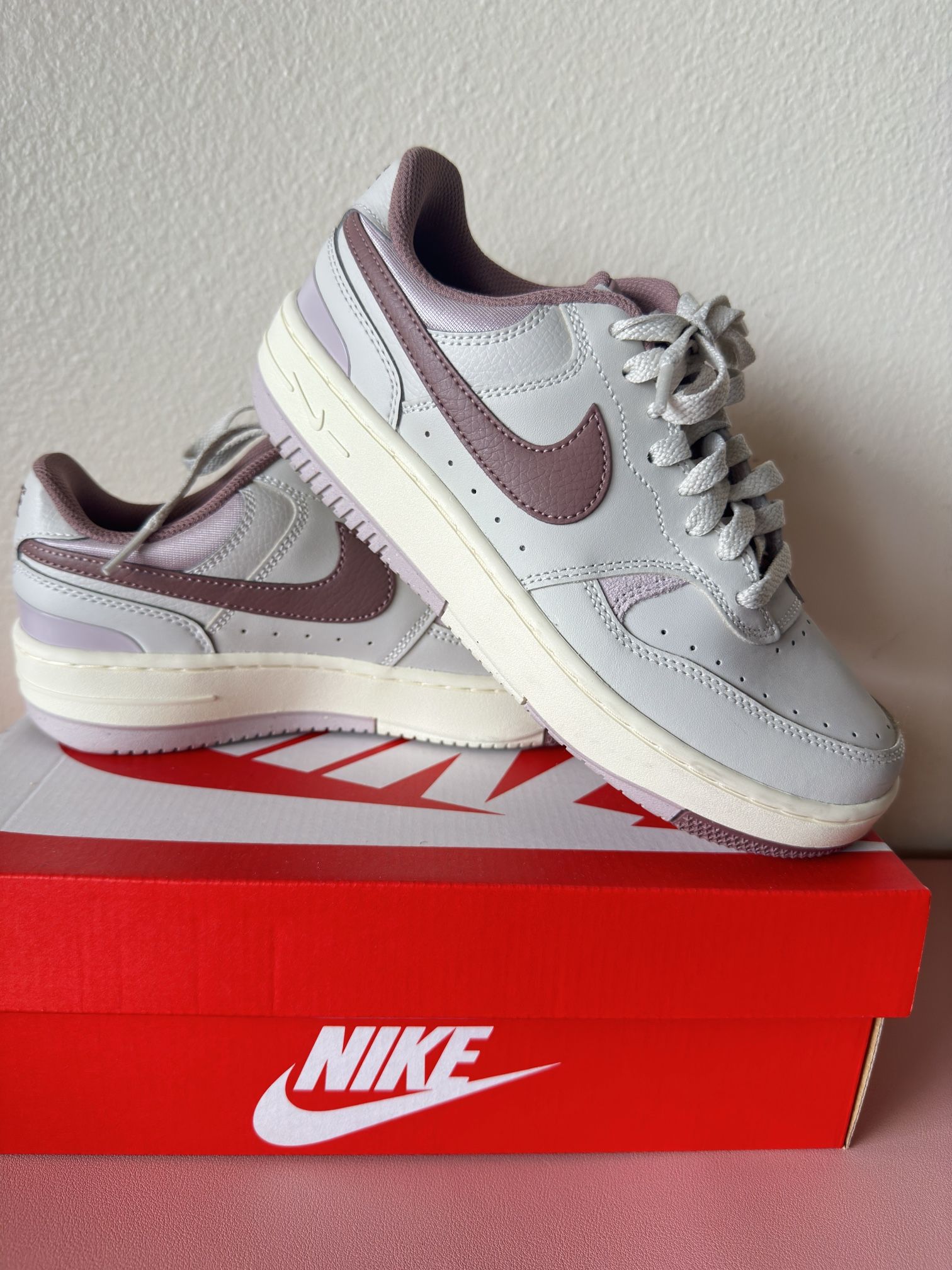 Women’s Nike Gamma Force Size 7