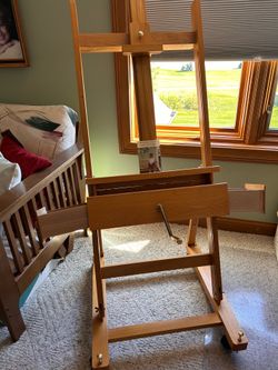 Artists Easel, Lt oak