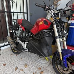 Attack Fire 150 cc Motorbike