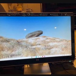 Hp monitor  model 2310m 